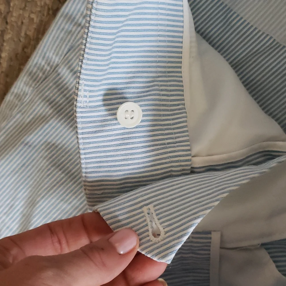 Theory blue white striped cropped pants (0) - Picture 7 of 16